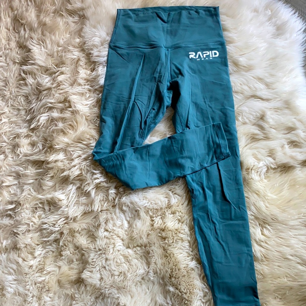 Rapidwear dark sage/mint color leggings - SM